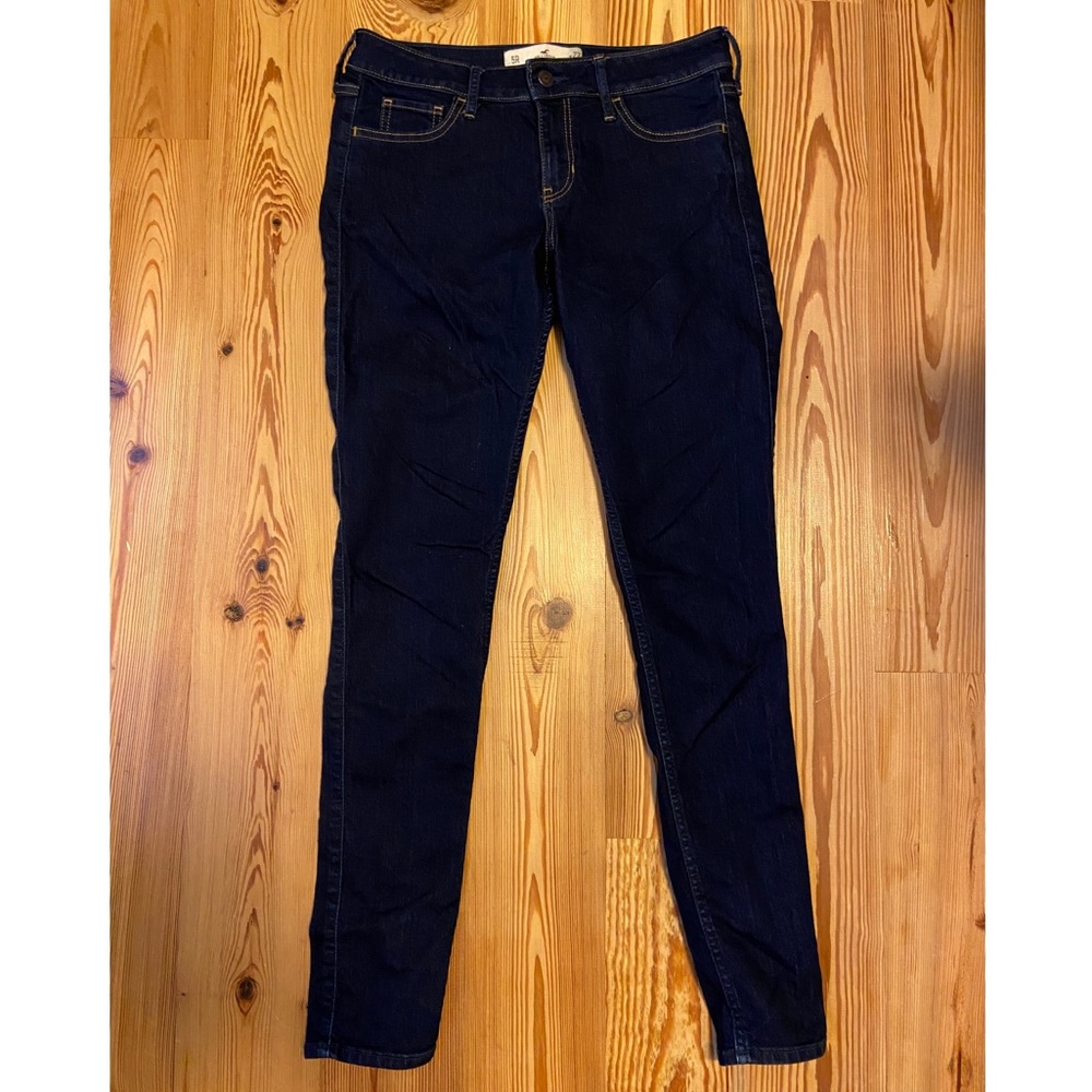 NWOT Hollister Women’s Dark Wash Skinny Jeans